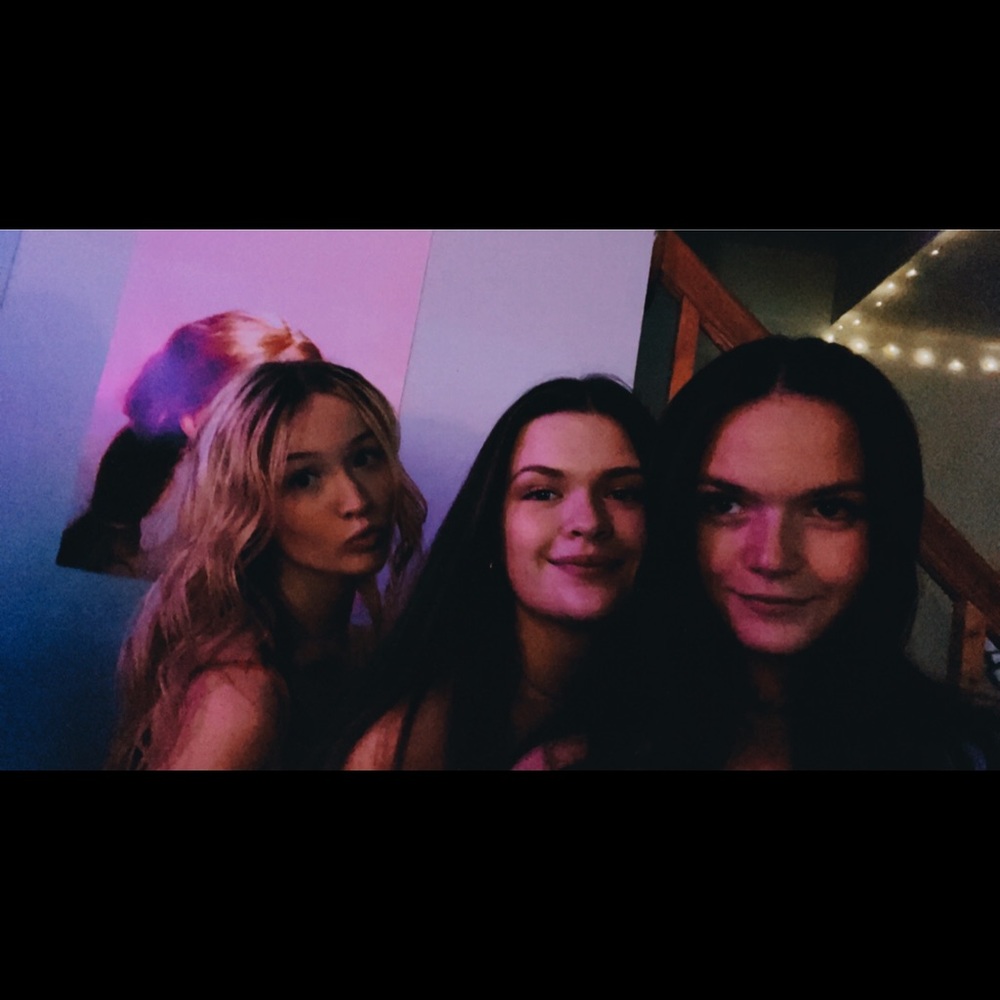 Meet your Posher, Emma